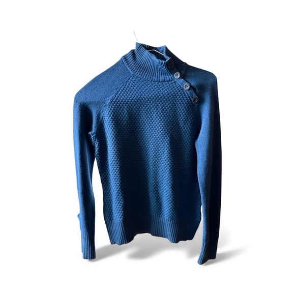 The North Face Sweaters - The North Face Women’s Wool cotton Sweater Medium